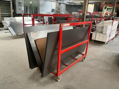 Overview picture of Mobile trolleys (3x)